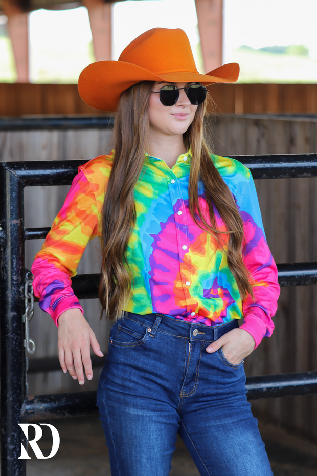 TIE DYE PERFORMANCE RODEO SHIRT (ADULT)