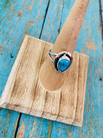 Navajo Kingman Turquoise & Sterling Silver Ring Size 6.5