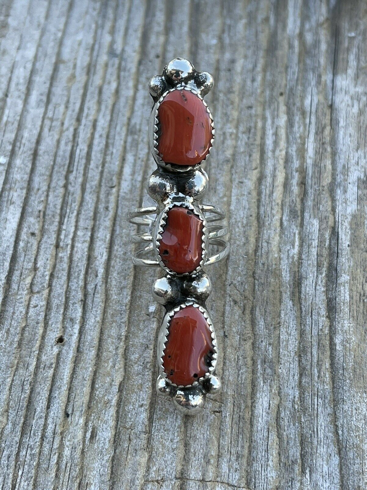 Navajo Sterling Silver Natural Coral Three Stone RIng Sz 5.5