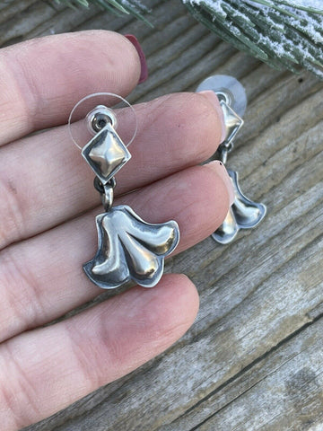 Navajo Sterling Silver Hand Stamped Fleur De Lis Dangle Earrings