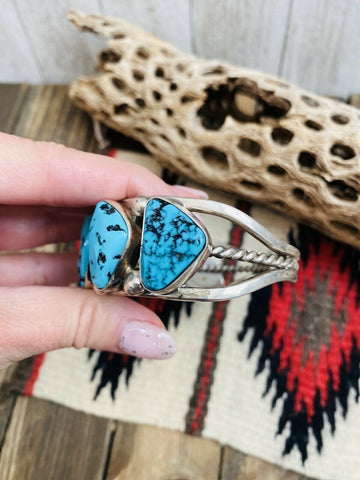 Navajo Old Pawn Vintage Kingman Turquoise & Sterling Silver Cuff Bracelet