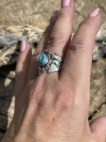 Gorgeous Navajo Turquoise And Sterling Silver Adjustable Ring