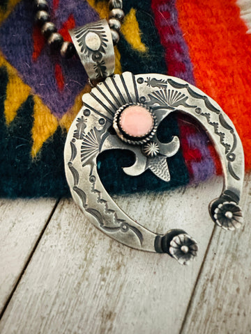 Navajo Queen Pink Conch Shell & Sterling Silver Naja Pendant