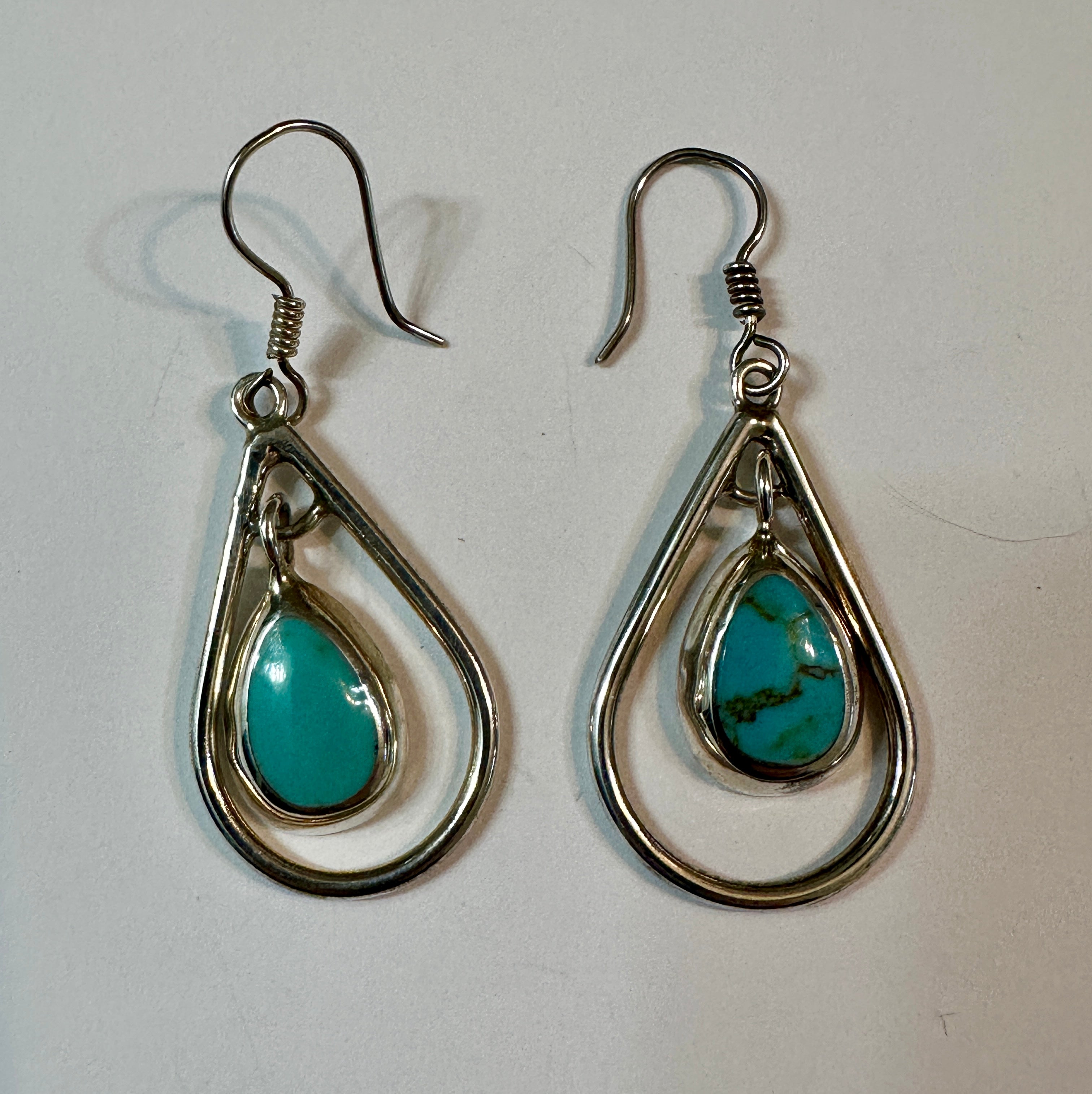 Hanging Turquoise Teardrop Earrings