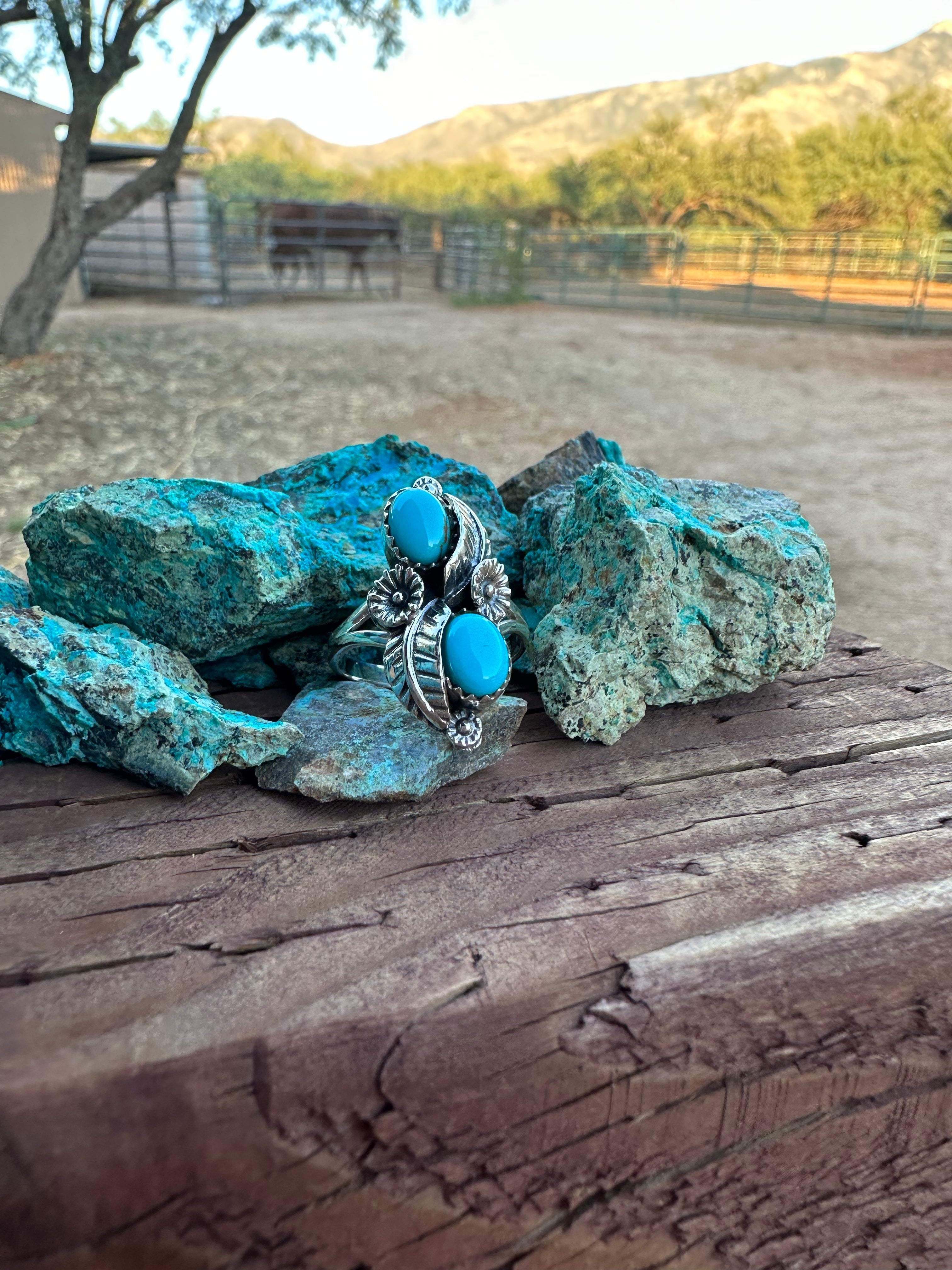 Flowering Kingman Turquoise & Sterling Silver Ring