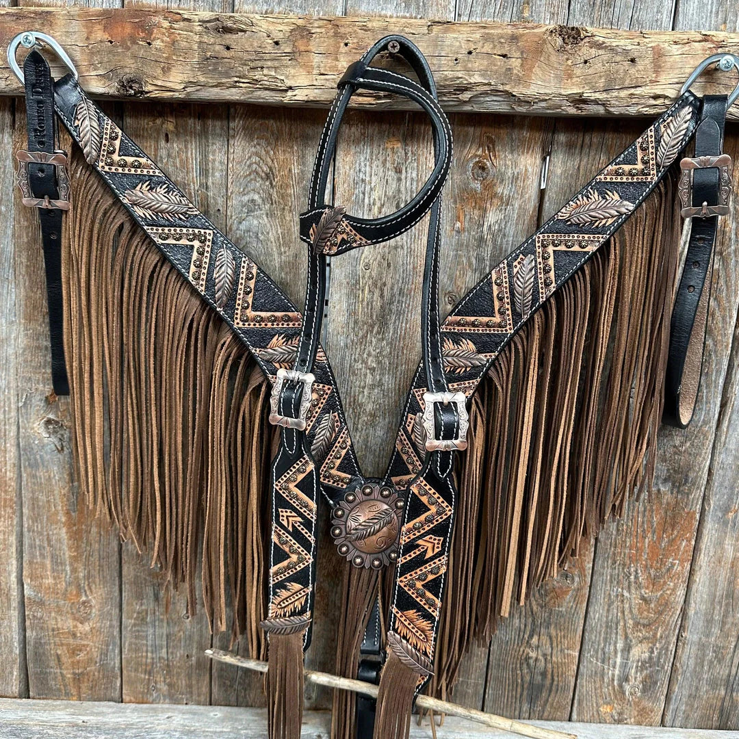 Feathered Arrow Fringed One Ear/ Breastcollar Tack Set