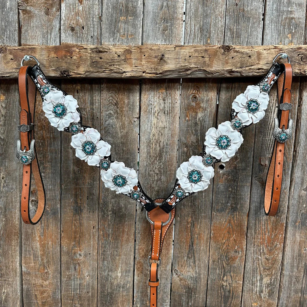 Classic Teal & White One Ear / Breastcollar Tack Set