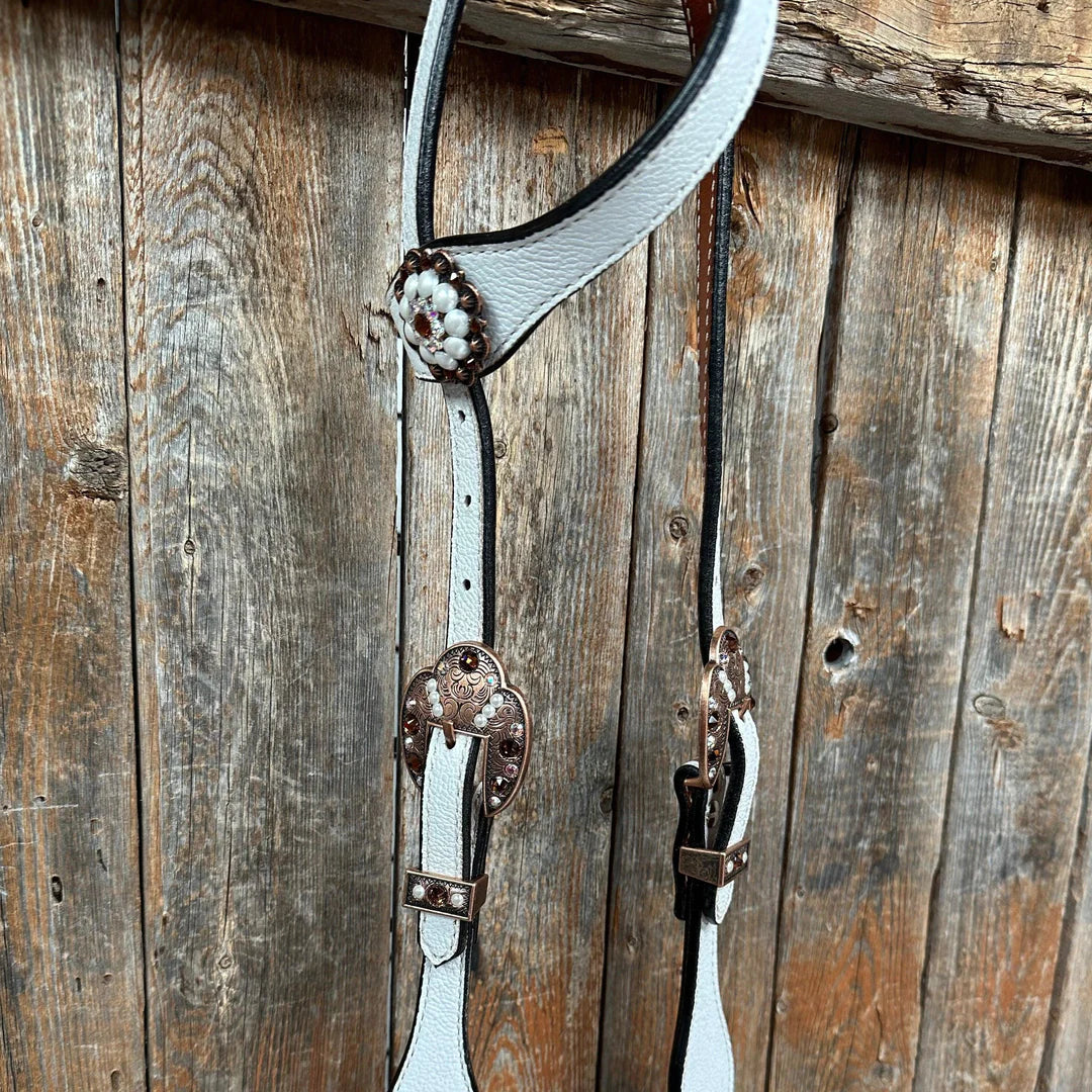 White Pearl One Ear/ Breastcollar Tack Set