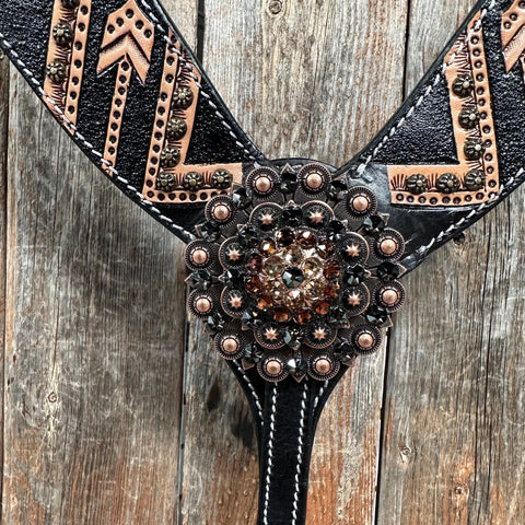 Feathered Arrow Jet and Topaz One Ear/ Breastcollar Tack Set