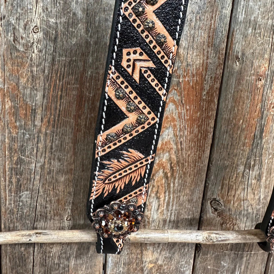 Feathered Arrow Jet and Topaz One Ear/ Breastcollar Tack Set