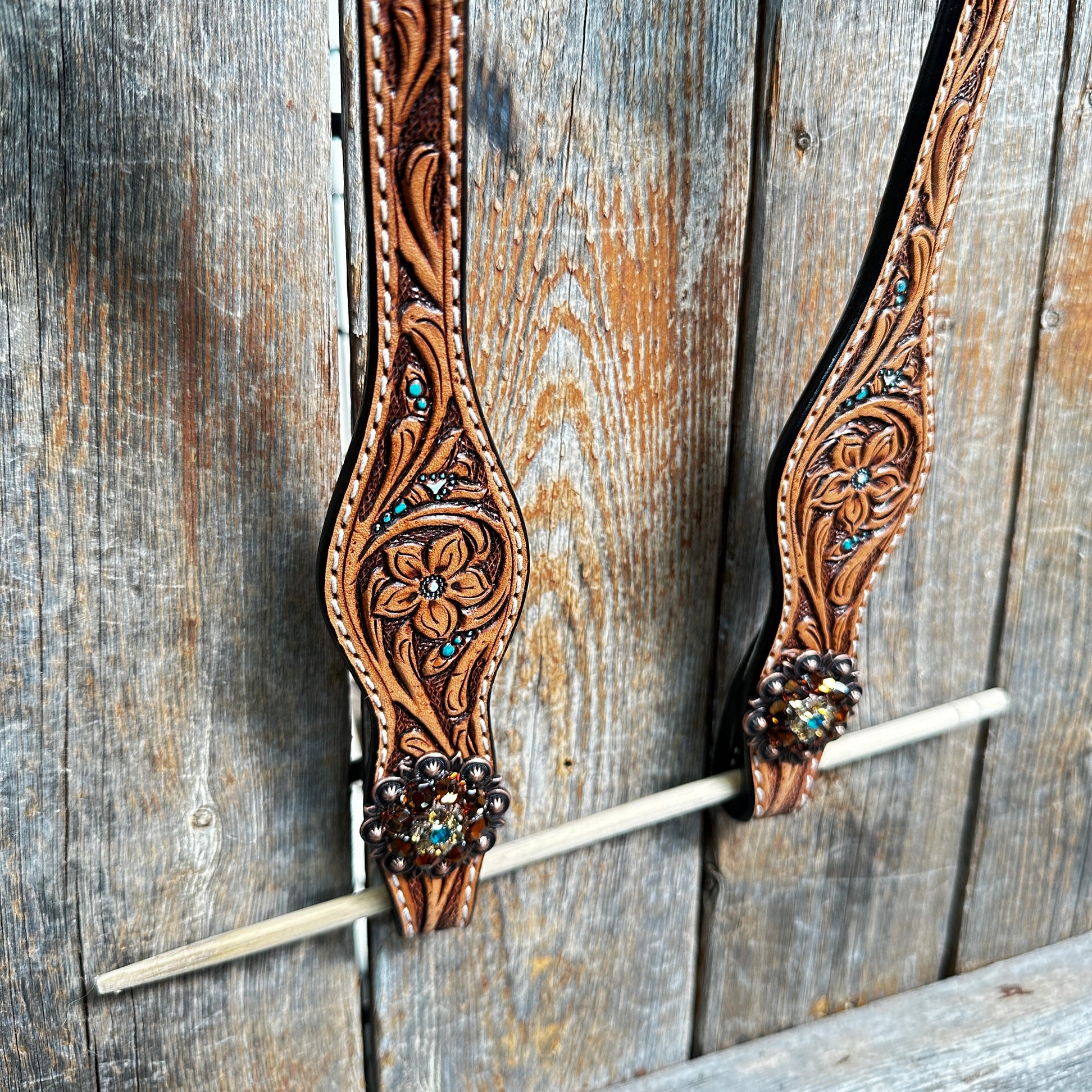 Floral Teal Dot Champagne - Teal Browband/One Ear Headstall - Breastcollar Tack Set