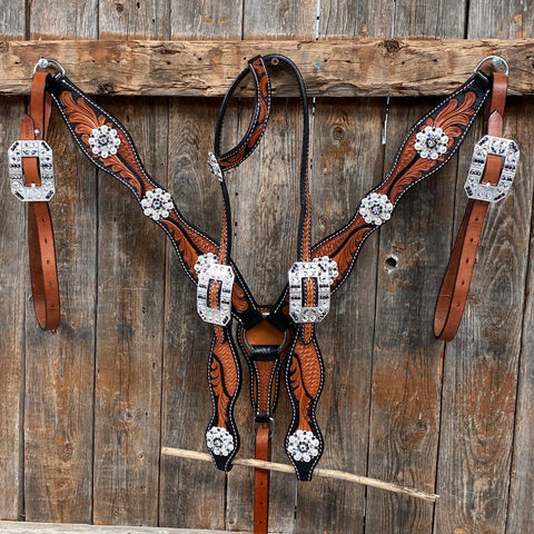 Two Tone Leaf Jet and Clear One Ear & Breastcollar Tack Set