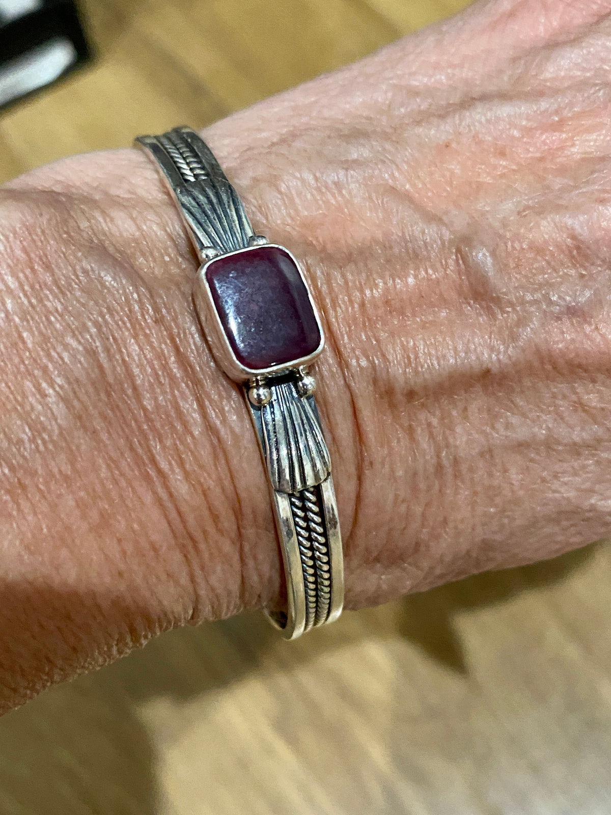 Navajo Sterling Silver & Purple Spiny Stacker Triangle Cuff Bracelet Signed