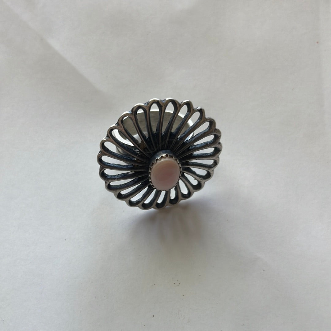 Gorgeous Navajo Pink Conch And Sterling Silver Adjustable Flower Ring Signed K Billah