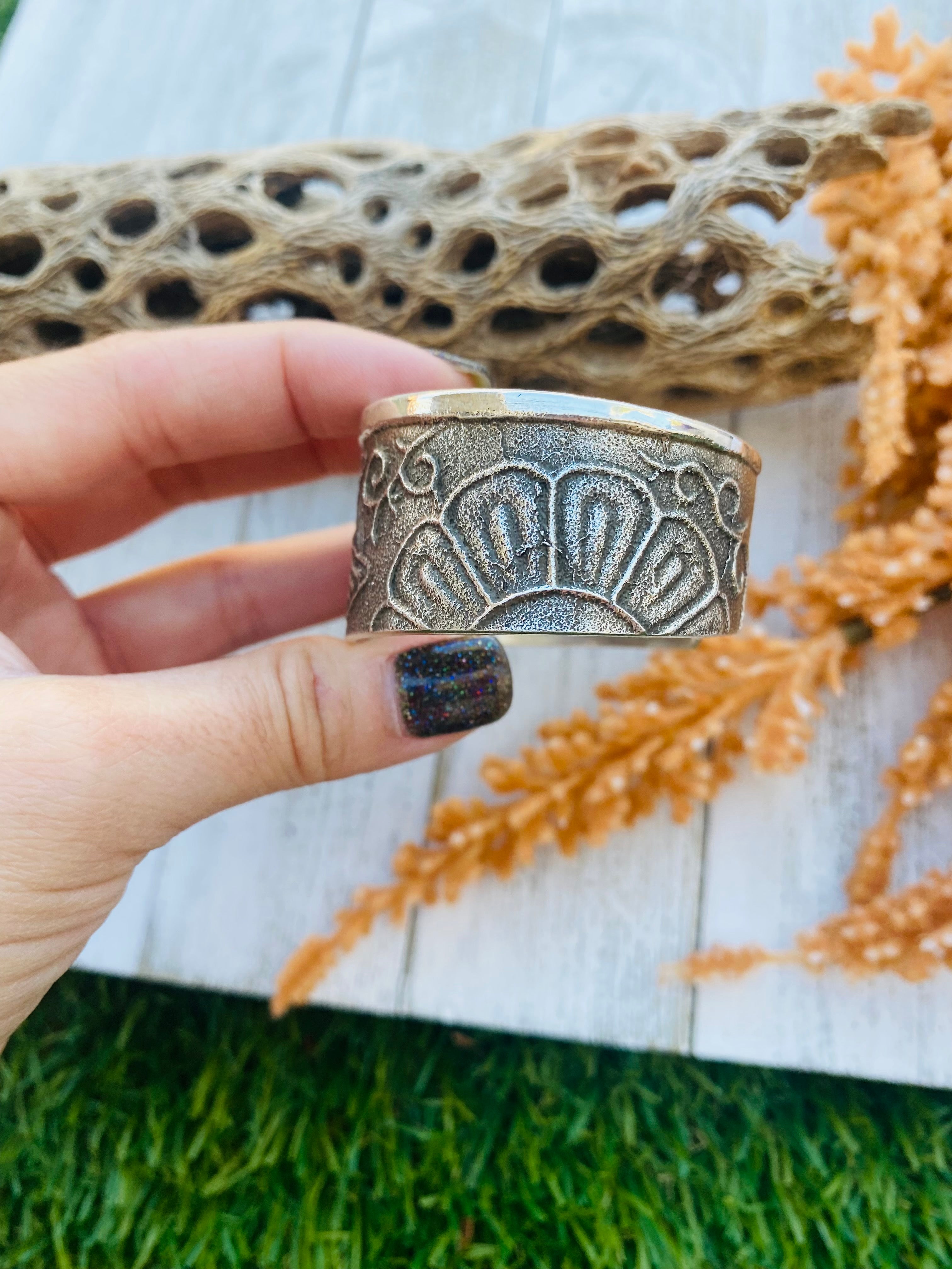 Vintage Navajo Sterling Silver Tufa Cast Hummingbird Cuff Bracelet