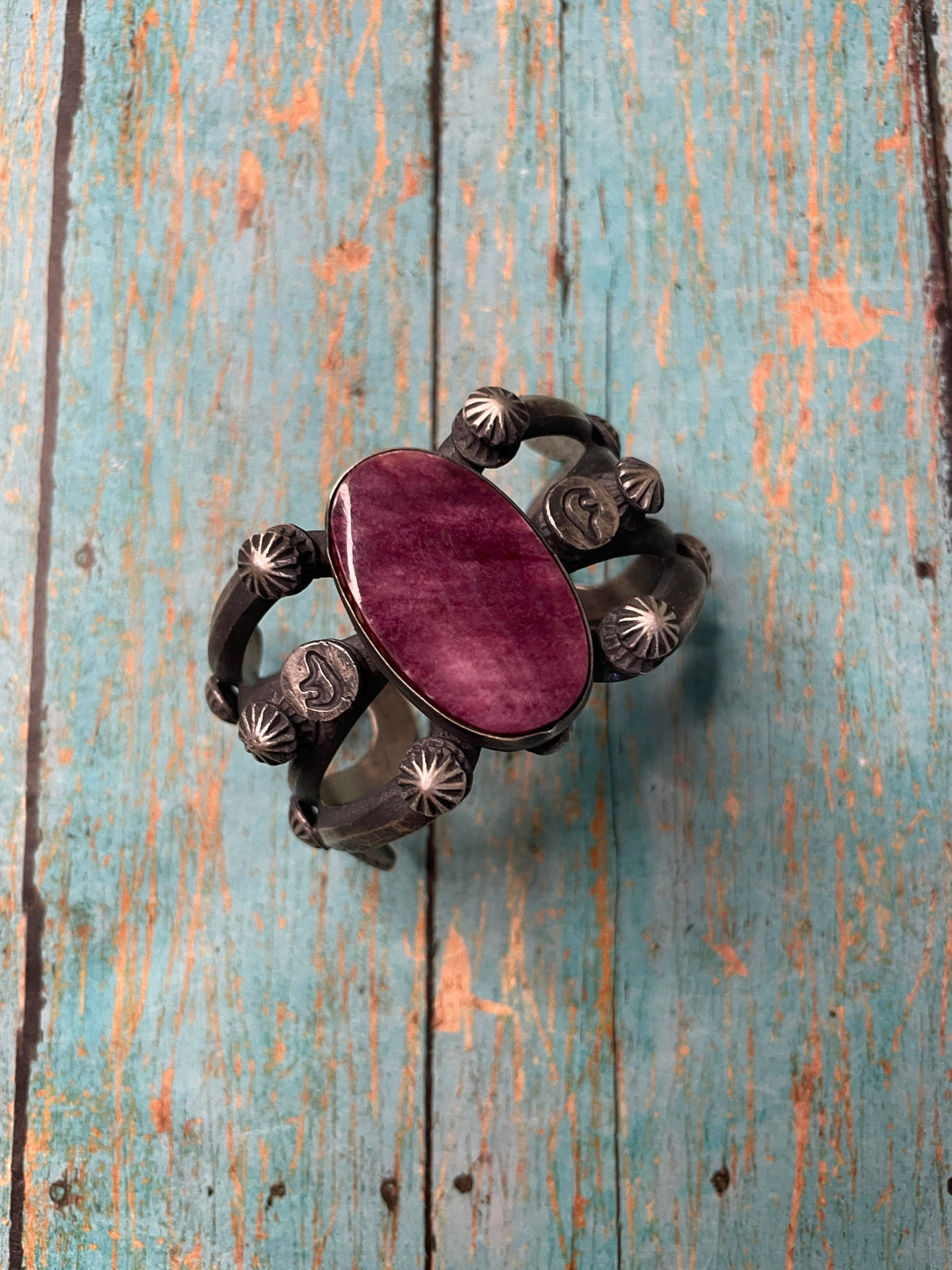 Navajo Sterling And Purple Spiny Cuff Bracelet Signed Chimney Butte