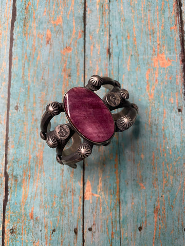 Navajo Sterling And Purple Spiny Cuff Bracelet Signed Chimney Butte