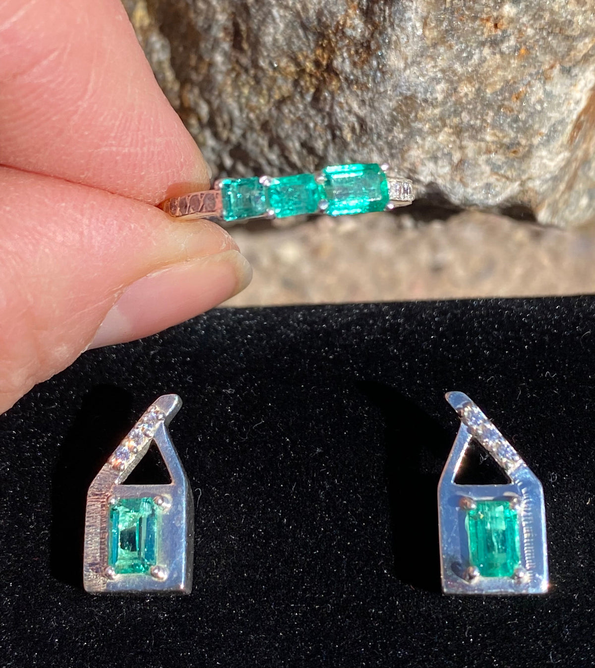 Colombian Emerald Earrings & Emerald Ring Set in Sterling Silver set 1