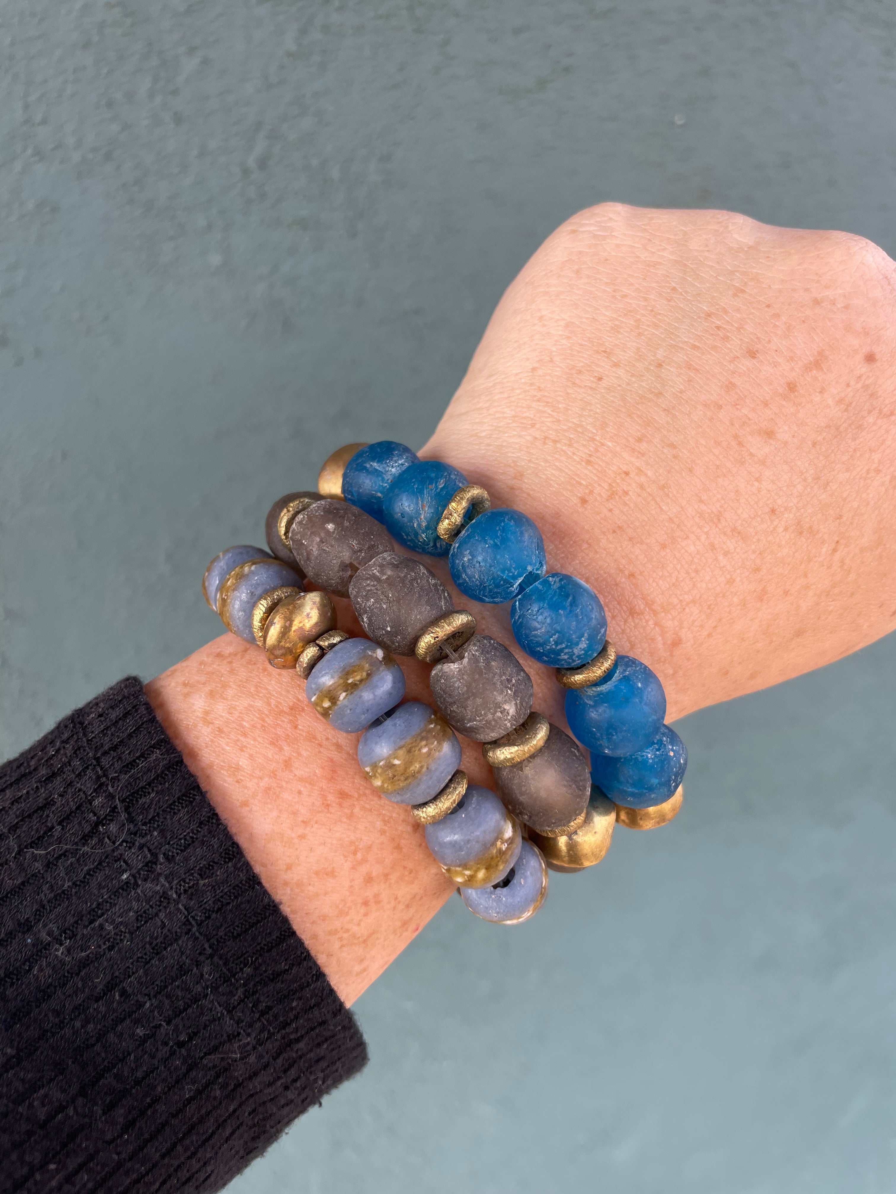 Handmade Recycled Glass Beaded Stretch Bracelet SLATE