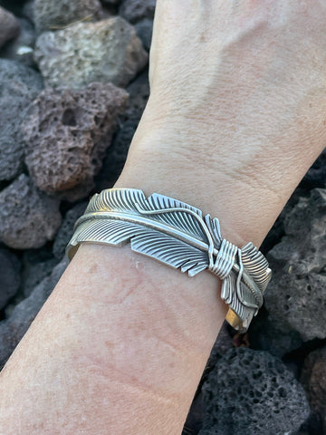 Navajo Sterling Silver Hand Crafted Feather Bracelet Cuff