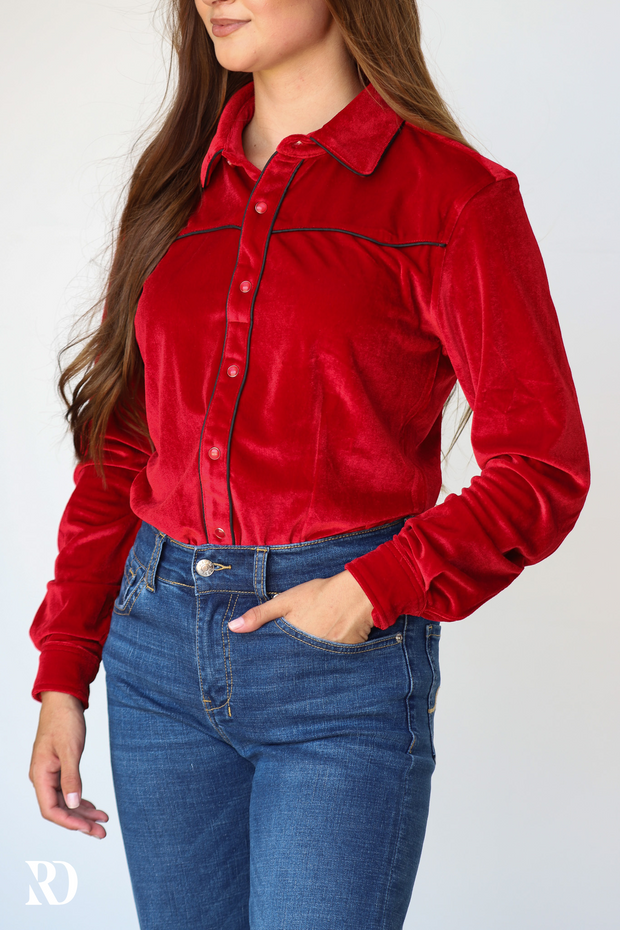 SCARLET VELVET PERFORMANCE SHIRT (ADULT)